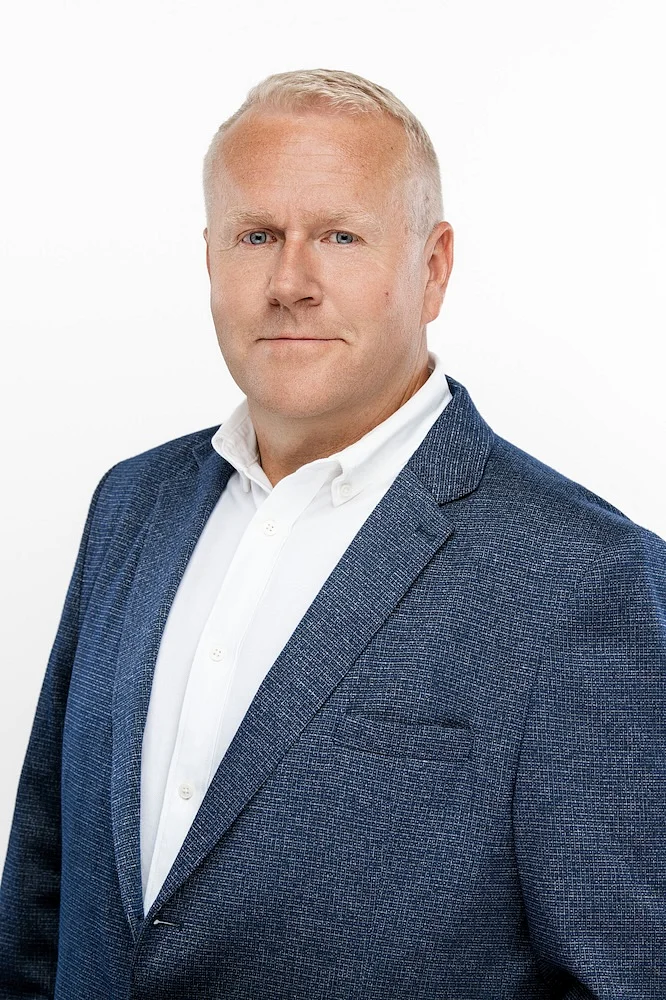 IMG: Member Slider Item